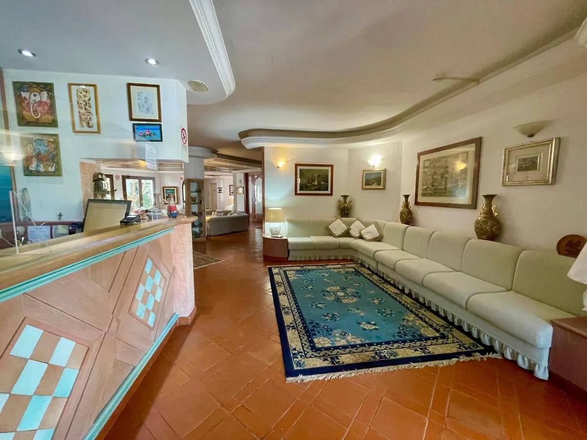 Hotel Stefania Boutique Hotel By The Beach Olbia