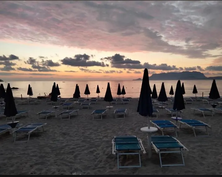 Hotel Stefania Boutique Hotel By The Beach Olbia 4*,