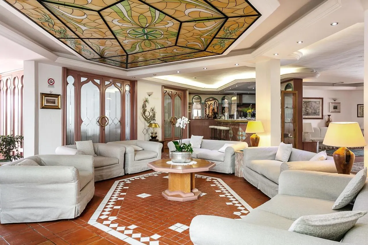 Hotel Stefania Boutique Hotel By The Beach Olbia
