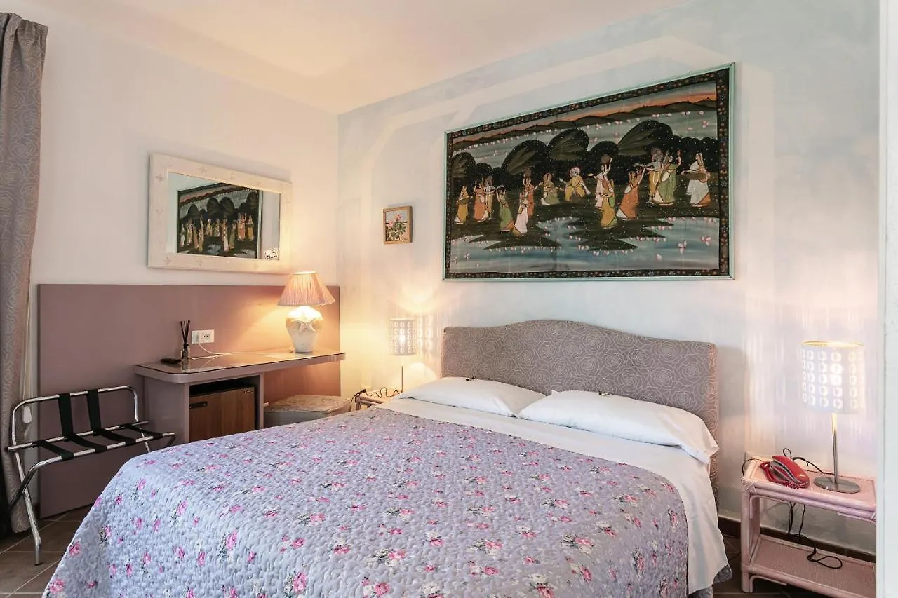 Hotel Stefania Boutique Hotel By The Beach Olbia