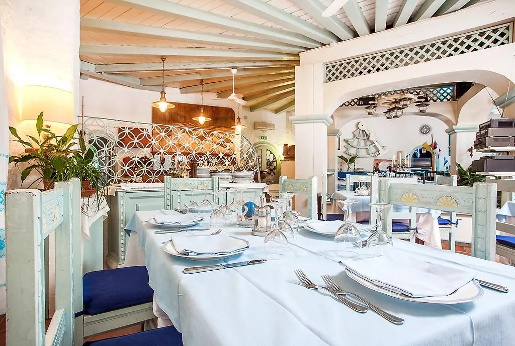 Hotel Stefania Boutique Hotel By The Beach Olbia 4*,